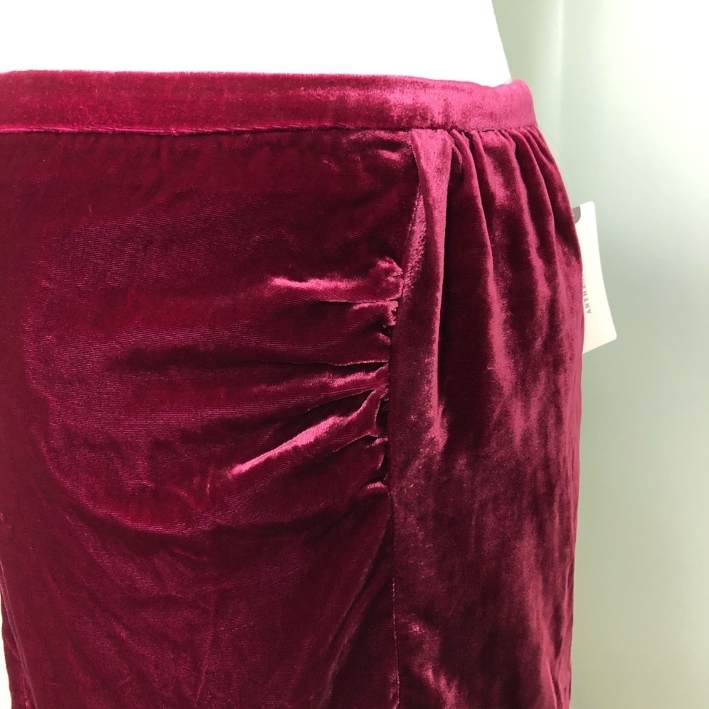 💙 8 💙 NWT Anthro Skirt Velvet Mini Ruched Slit Asymmetrical Raspberry - Picture 2 of 13